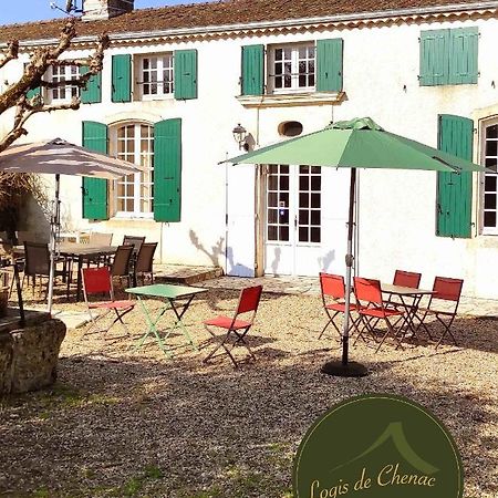 Chenac Saint Seurin d'Uzet Logis De Chenac - Chambres Et Table D'Hotes المظهر الخارجي الصورة
